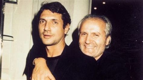 antonio f amico intervista e versace|Antonio D'Amico ricorda il compagno Gianni Versace .